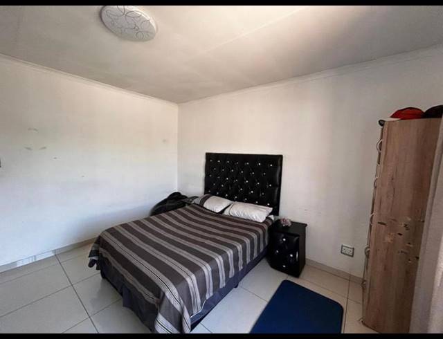 2 BEDROOM TOWNHOUSE FOR SALE IN GREENSTONE HILL